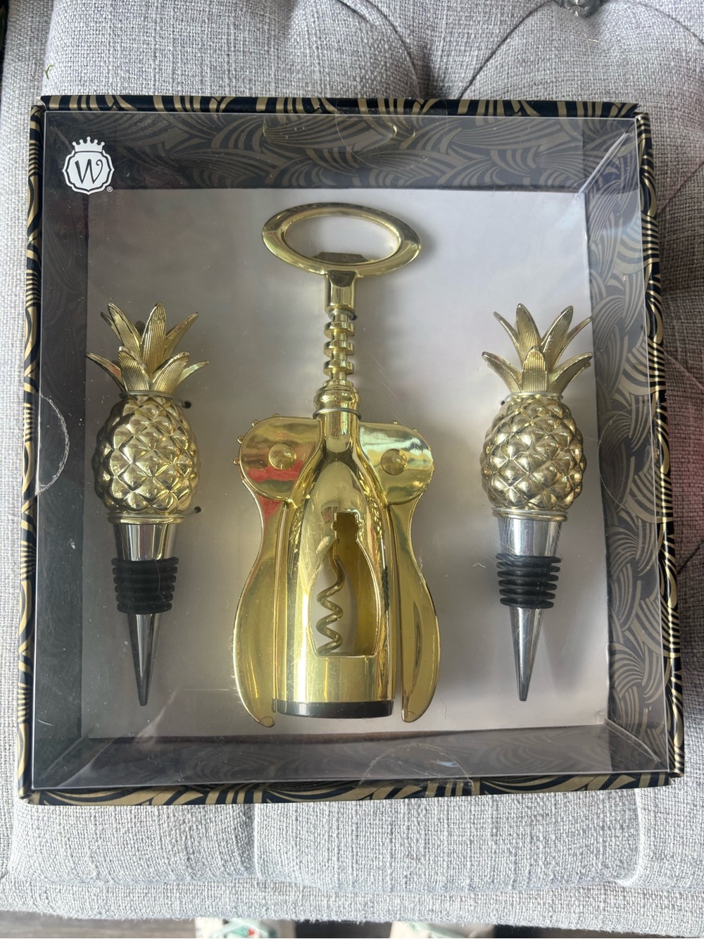 Source Unknown Gold Pineapple Corkscrew and Bottle Stopper Set
